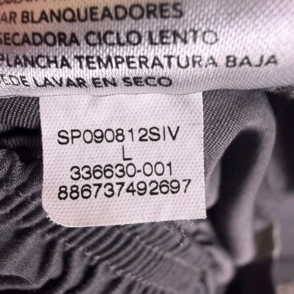 Nike Cargo‎ Baggy Shorts Mens L Gray Vintage Y2K Swoosh Logo Silver Tag Skater